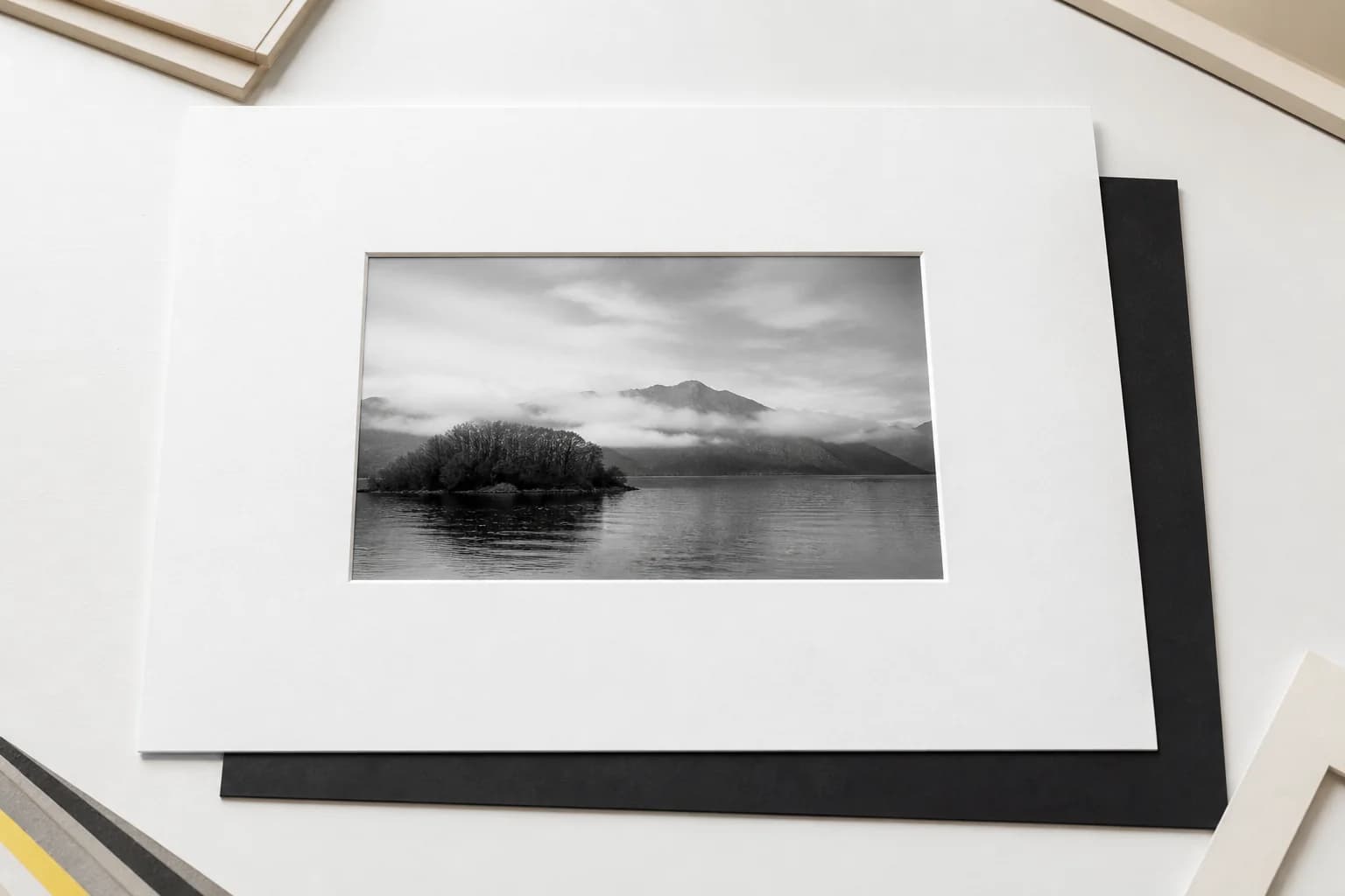 Passepartout professionale attorno a una stampa fotografica